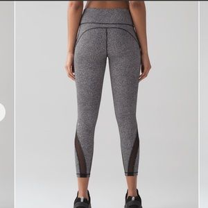 Lululemon Invigorate 7/8 Tight Luxtreme Leggings